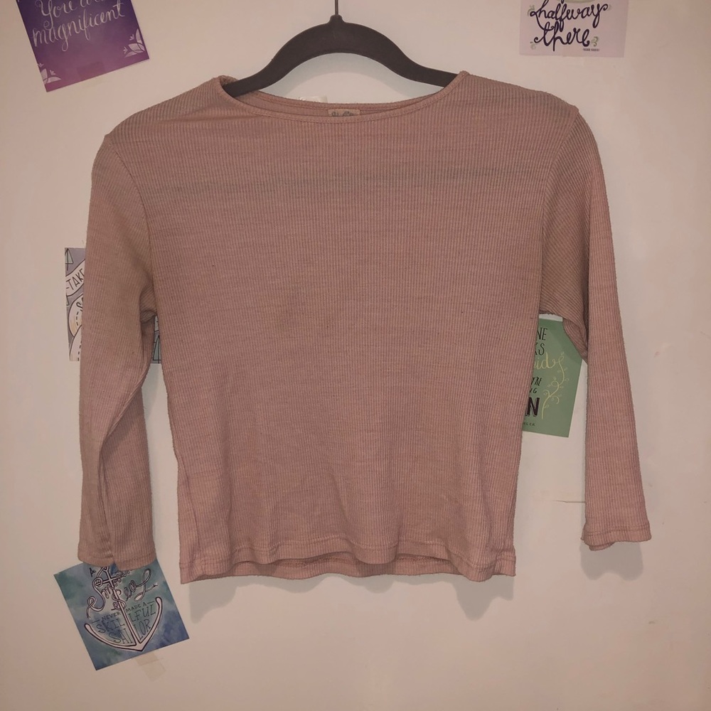 Brandy Melville Pink Ribbed Long Sleeve Cropped
